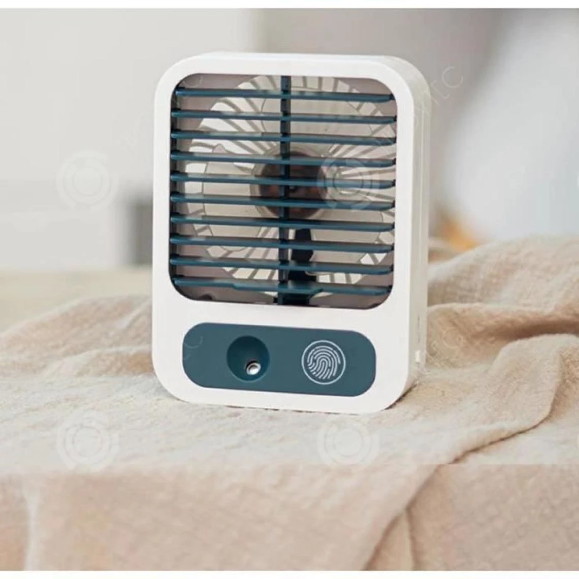 Marque Generique INN® Ventilateur Humidifiant Le Ventilateur De Pulvérisation Mini US... 6 Marque Generique INN® Ventilateur Humidifiant Le Ventilateur De Pulvérisation Mini US... – Image 4